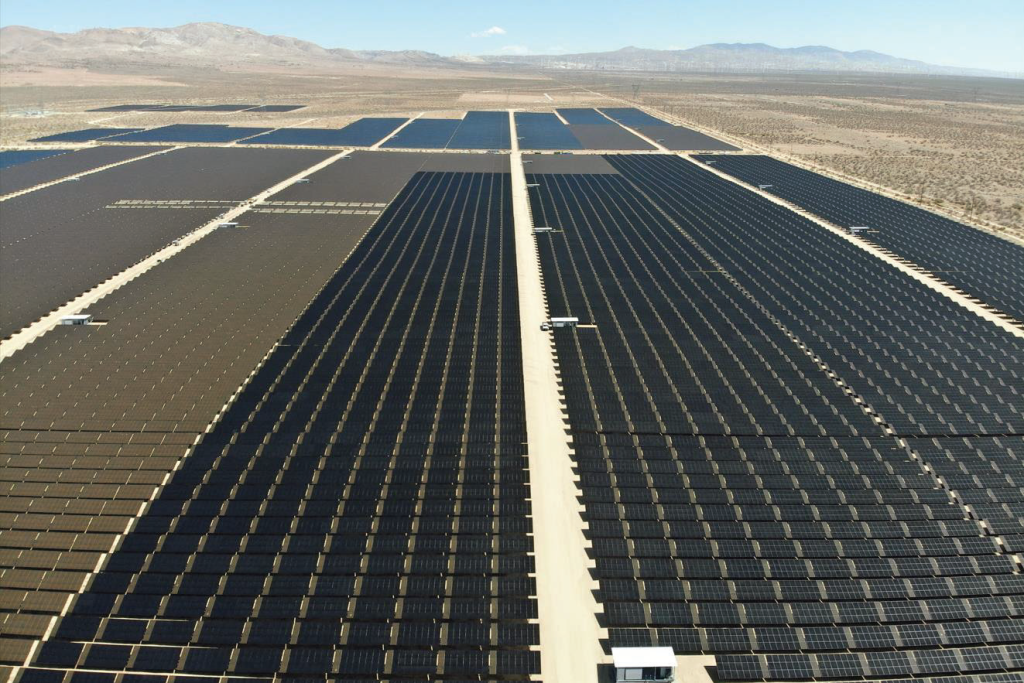 EDF Invest Finalizes the Sale of its interest in the Catalina Solar Park in California, USA